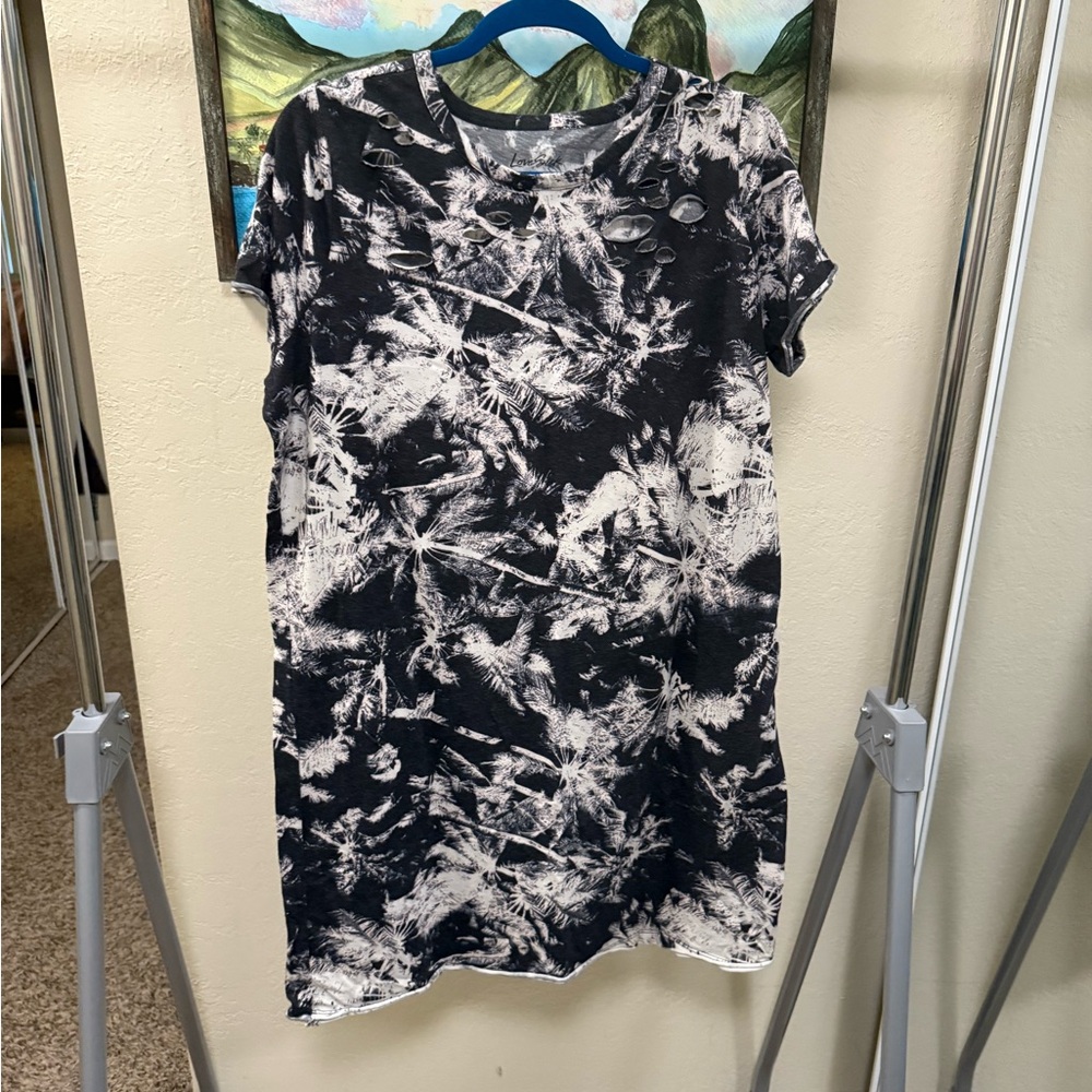Lovesick Black and White Patterned T Shirt Dress